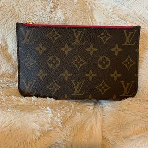 LV Neverfull PM Pouch